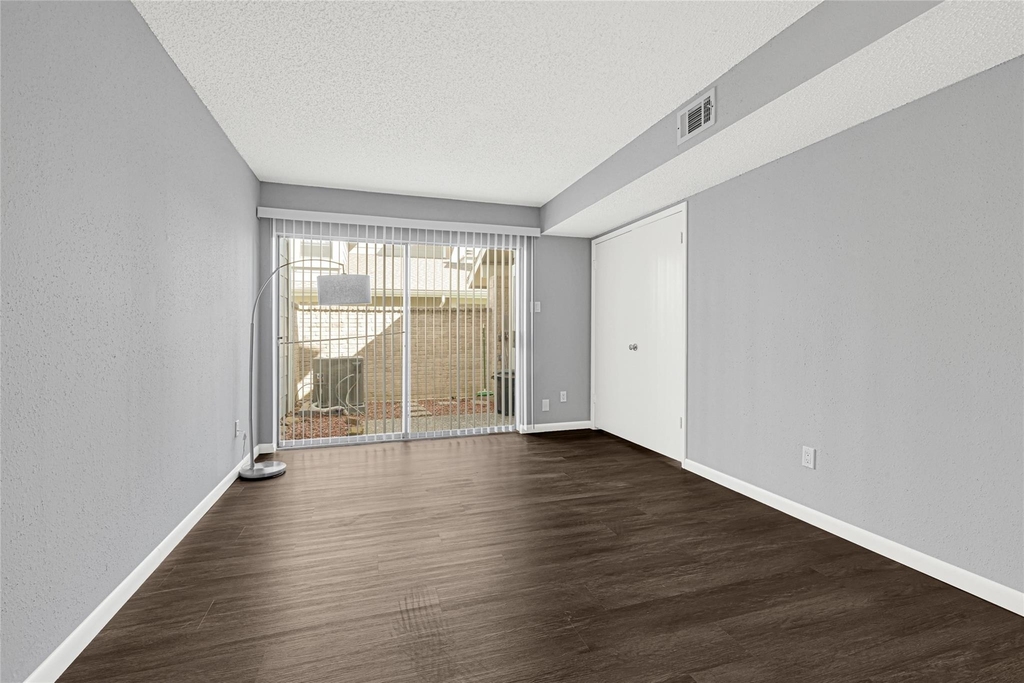 12111 Lemon Ridge Lane - Photo 14