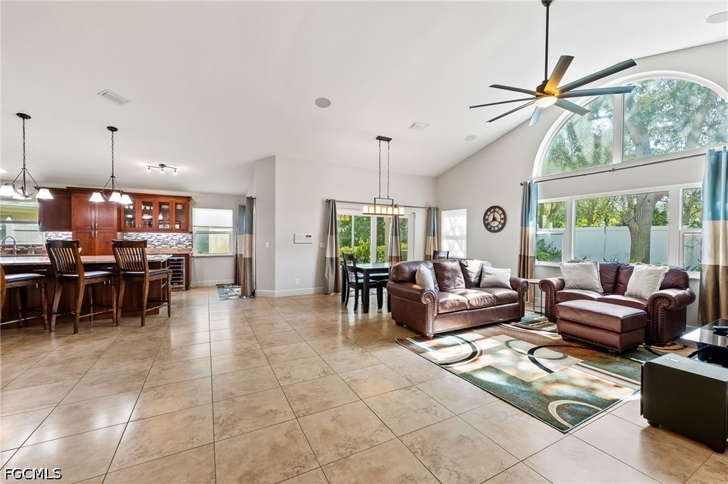 1250 Silverstrand Drive - Photo 3