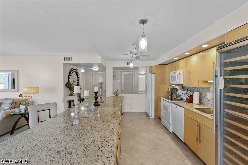 1930 Gulf Shore Boulevard N - Photo 3