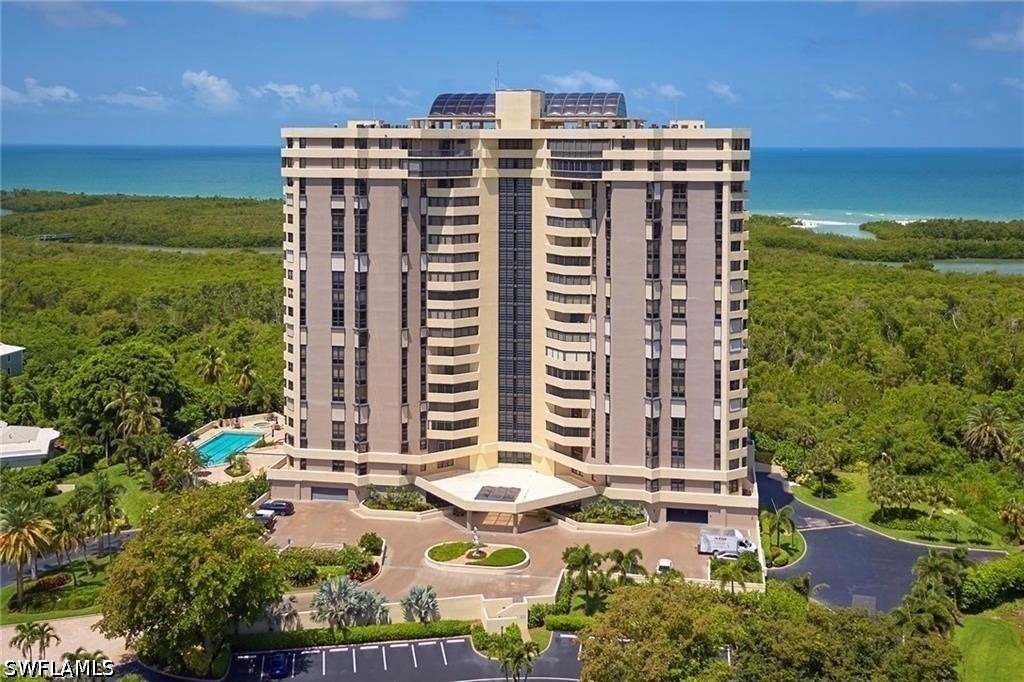 6001 Pelican Bay Boulevard - Photo 3