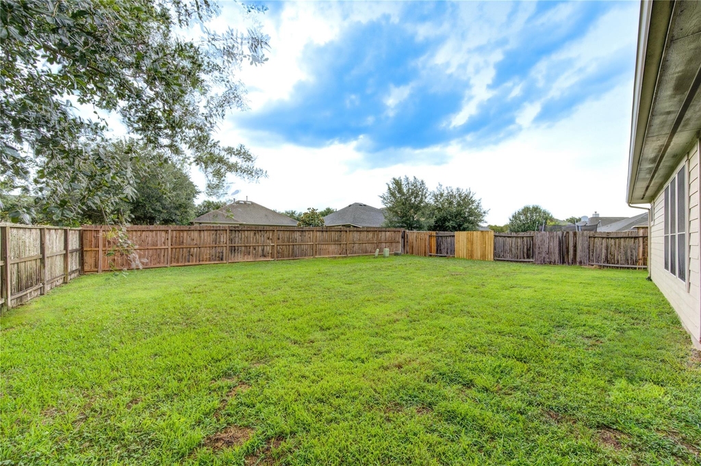 9503 Herons Grove Lane - Photo 27