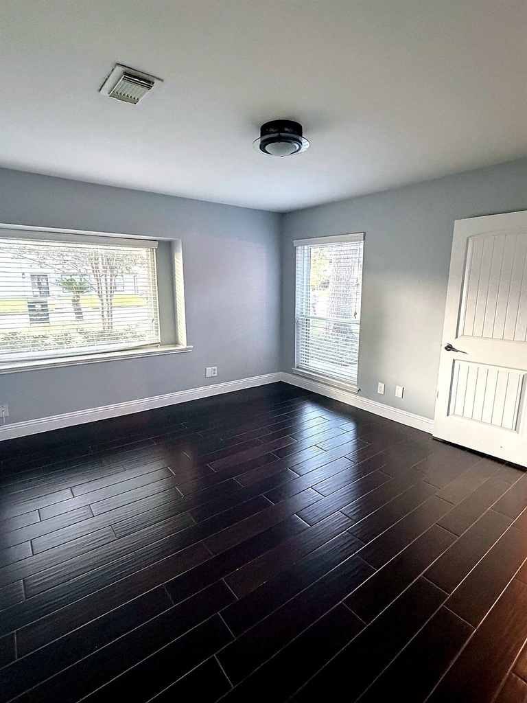 11211 Ash Creek Drive - Photo 15