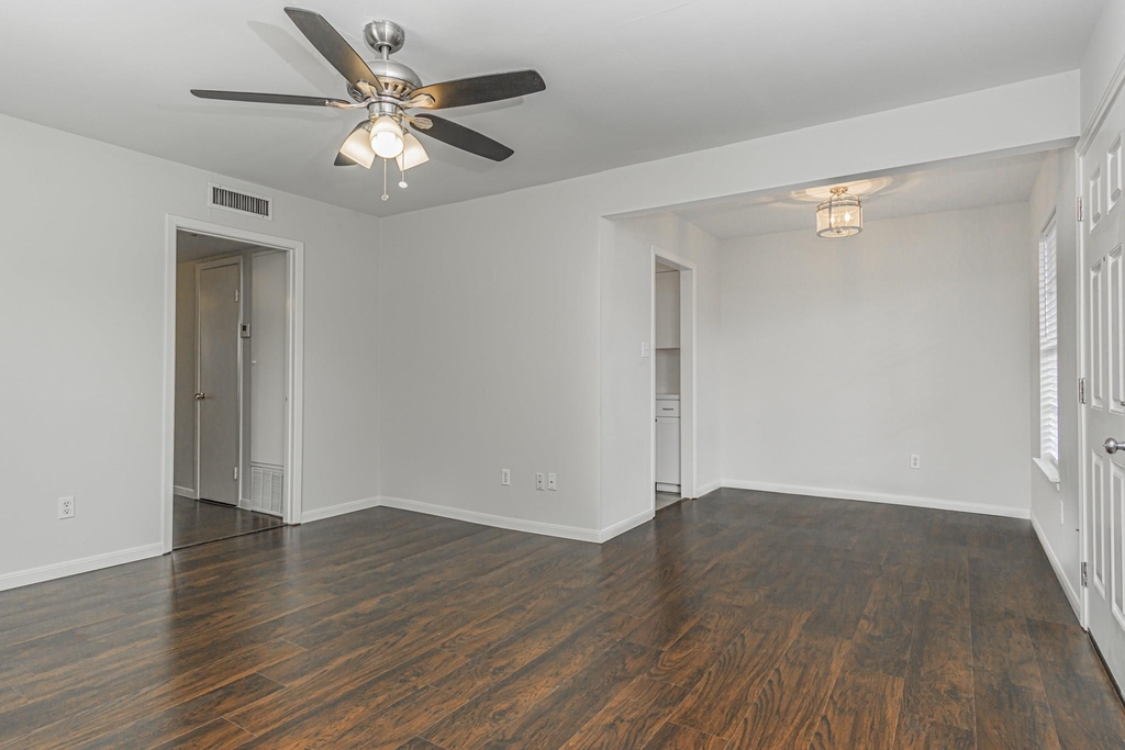 600 19th Street - Photo 3