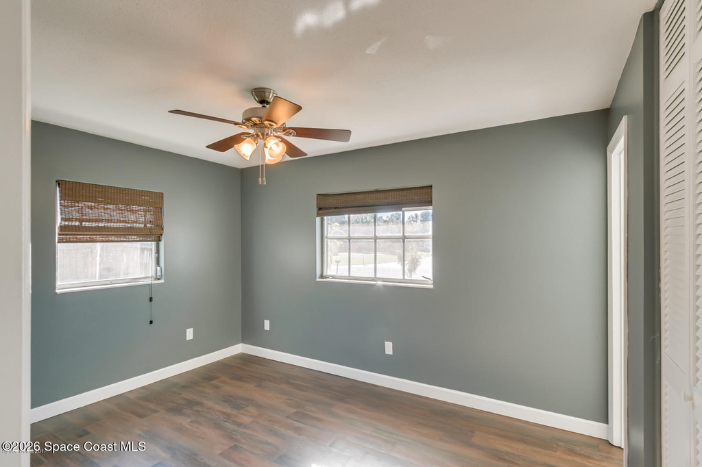 300 Amherst Avenue - Photo 18