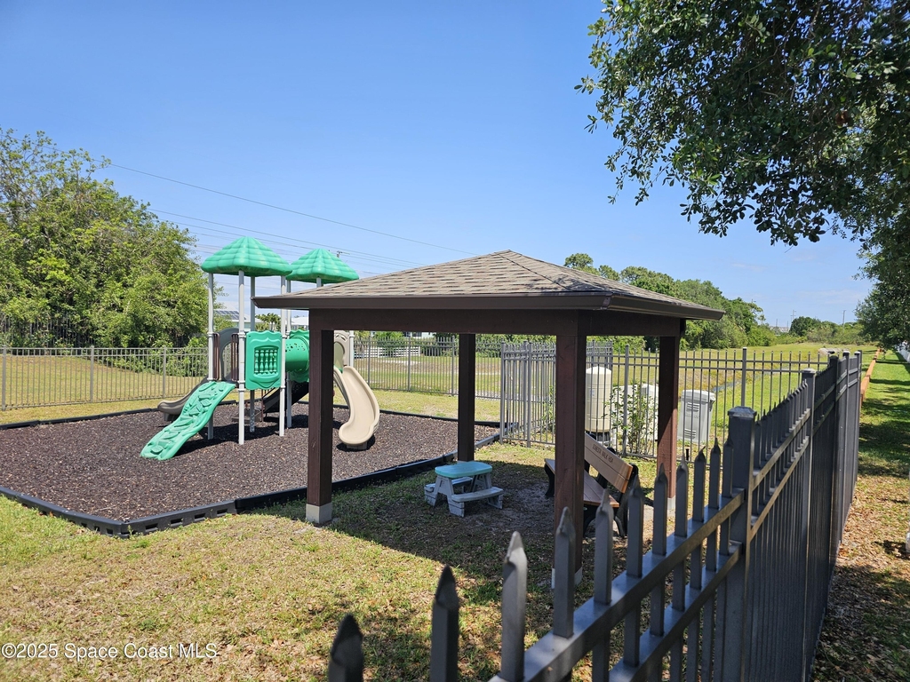 4570 Radiant Way - Photo 26