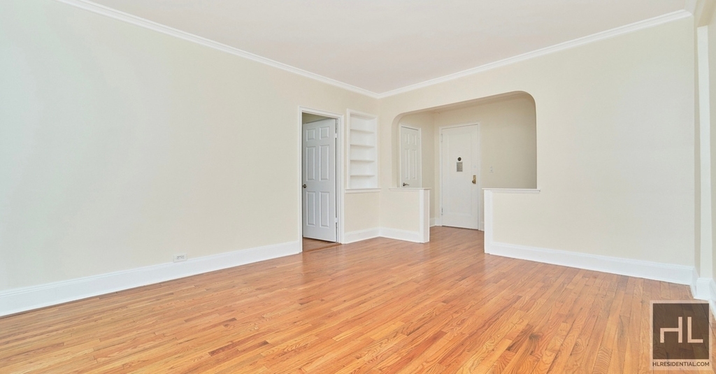 East 24 Street - Photo 1