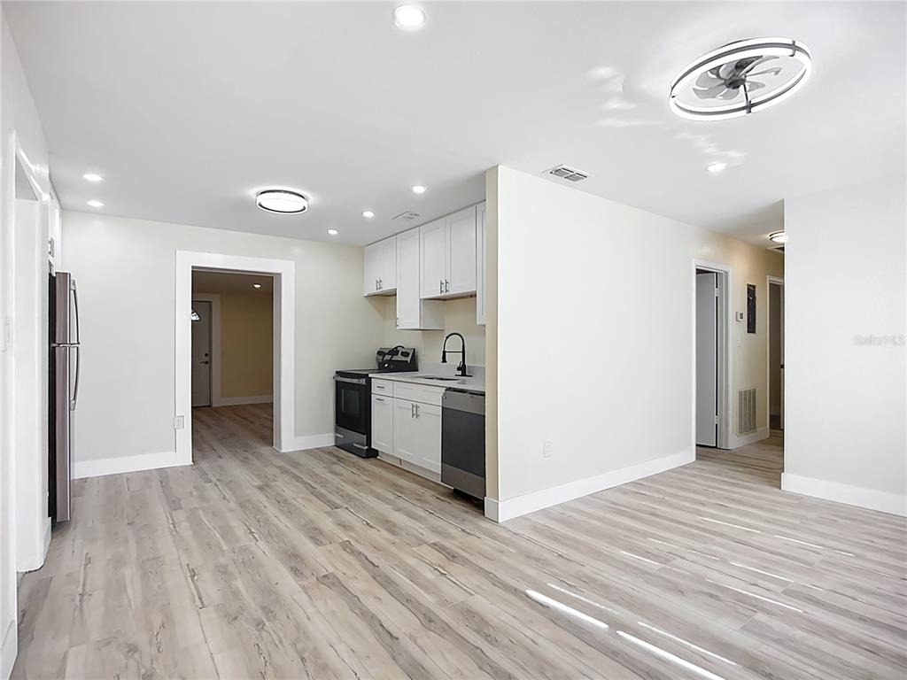 4513 W Gray Street - Photo 11