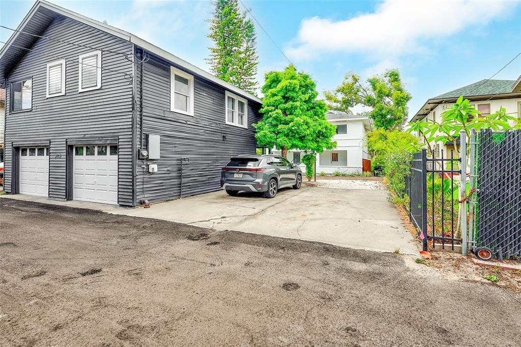 925 16th Avenue N - Photo 30