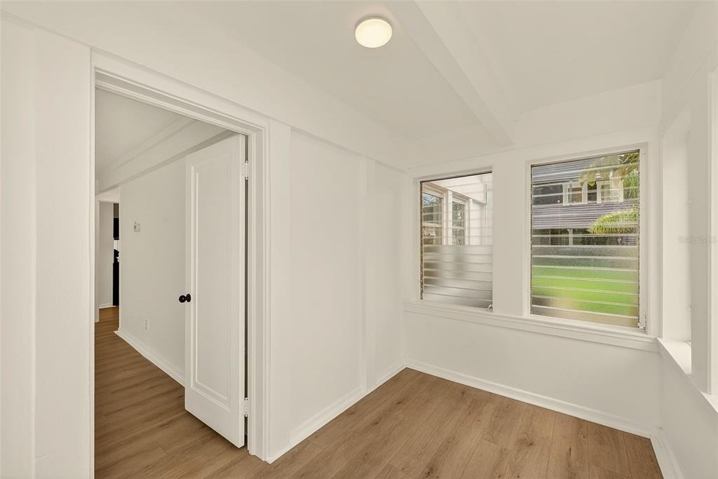925 16th Avenue N - Photo 7