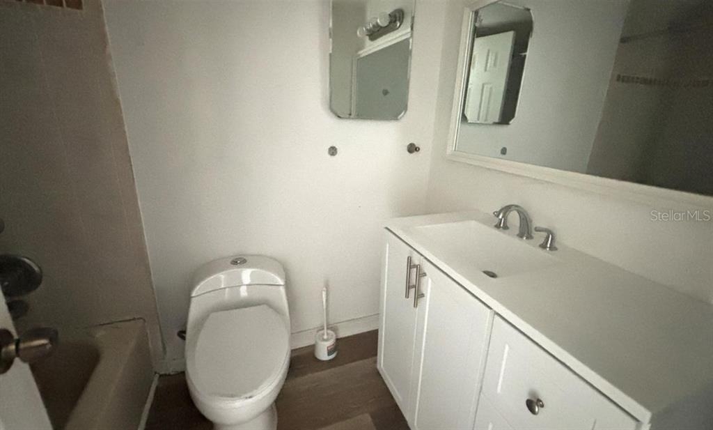 860 Sky Lake Circle - Photo 13