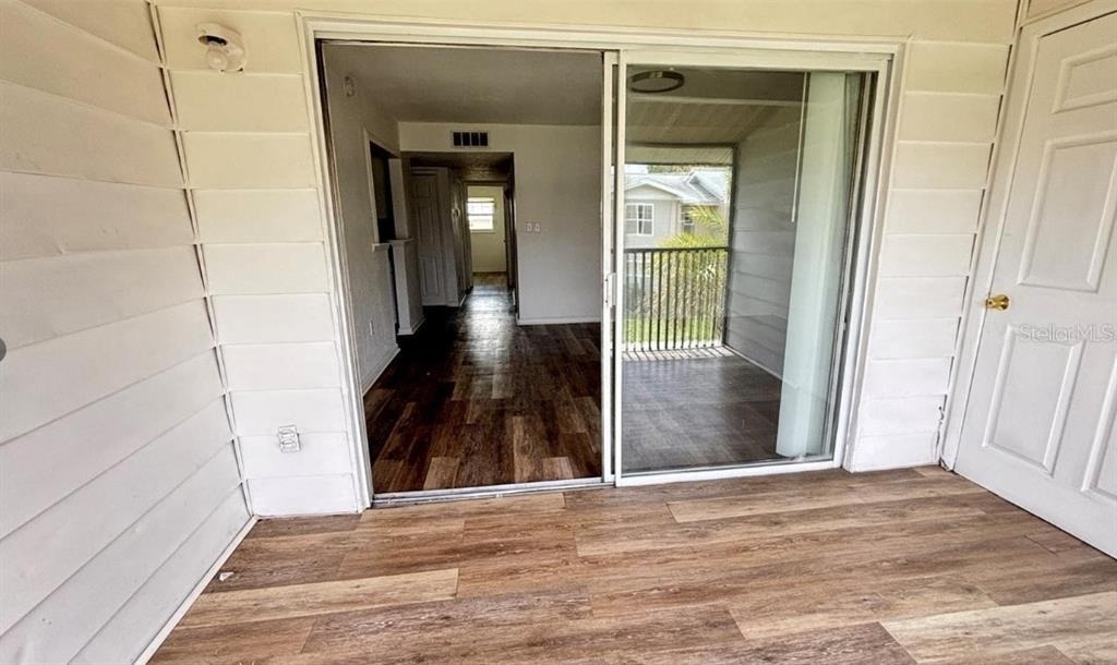 860 Sky Lake Circle - Photo 8
