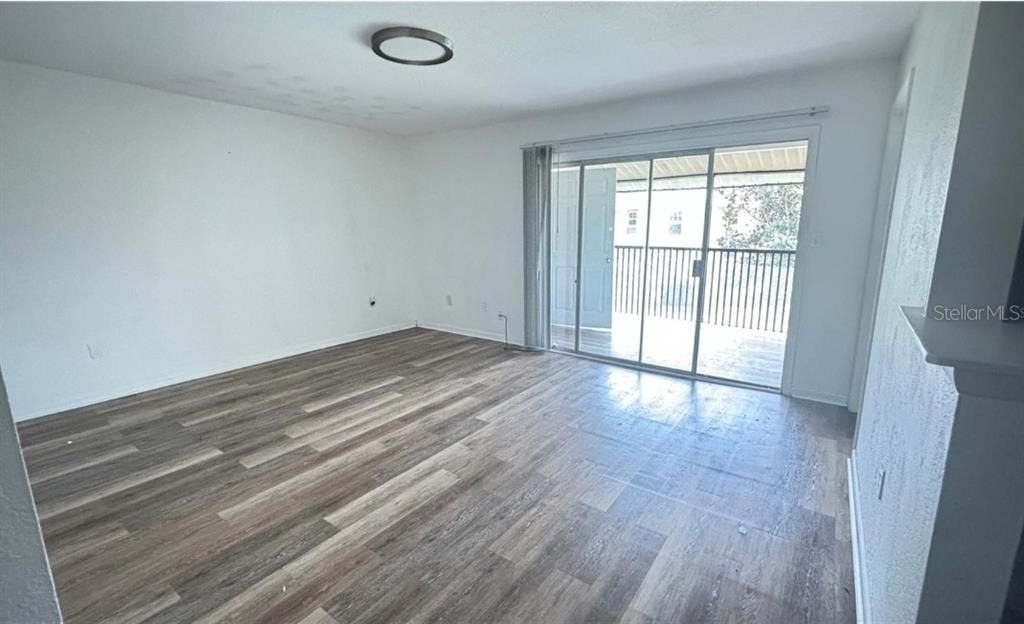 860 Sky Lake Circle - Photo 3