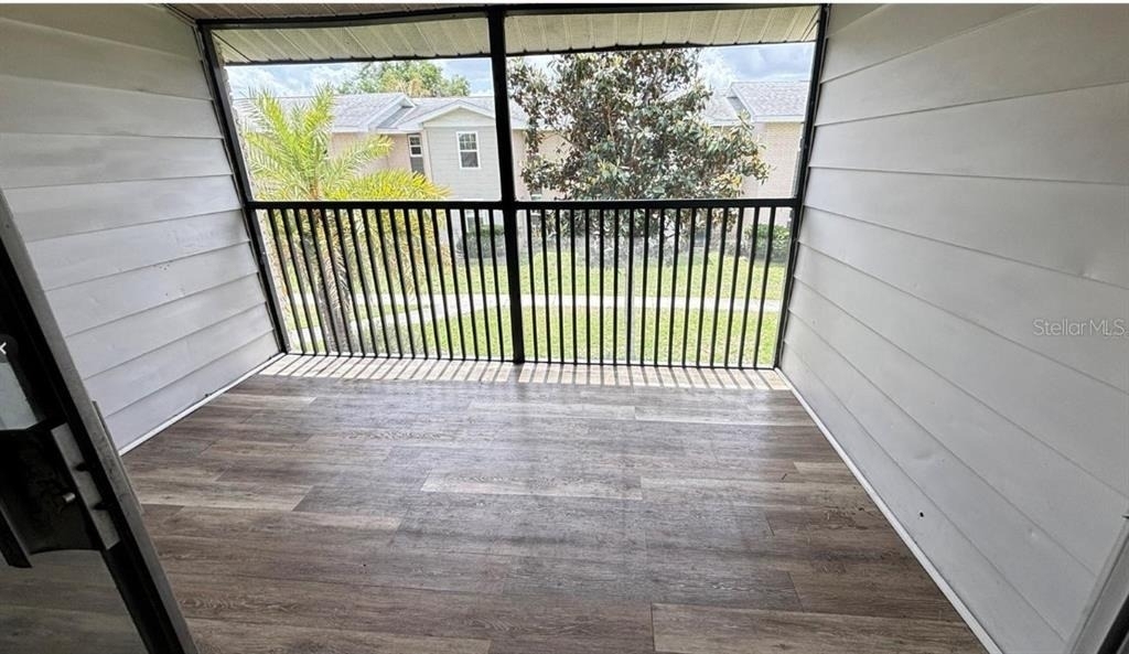 860 Sky Lake Circle - Photo 9