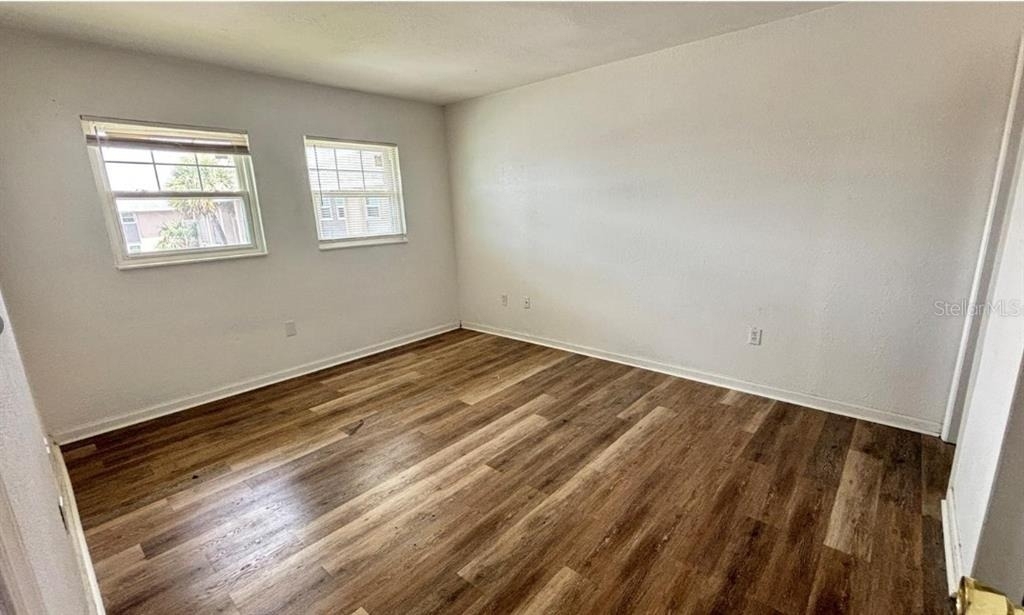 860 Sky Lake Circle - Photo 20