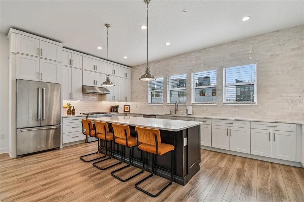 2332 Brix Streets - Photo 6