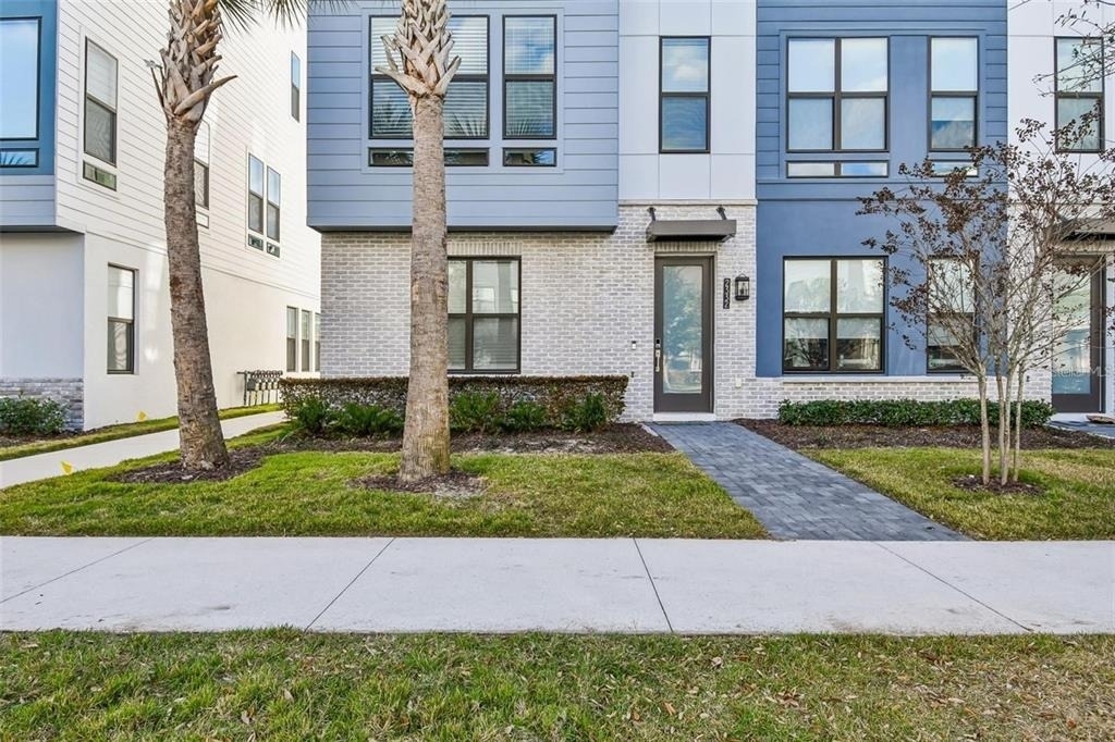 2332 Brix Streets - Photo 3