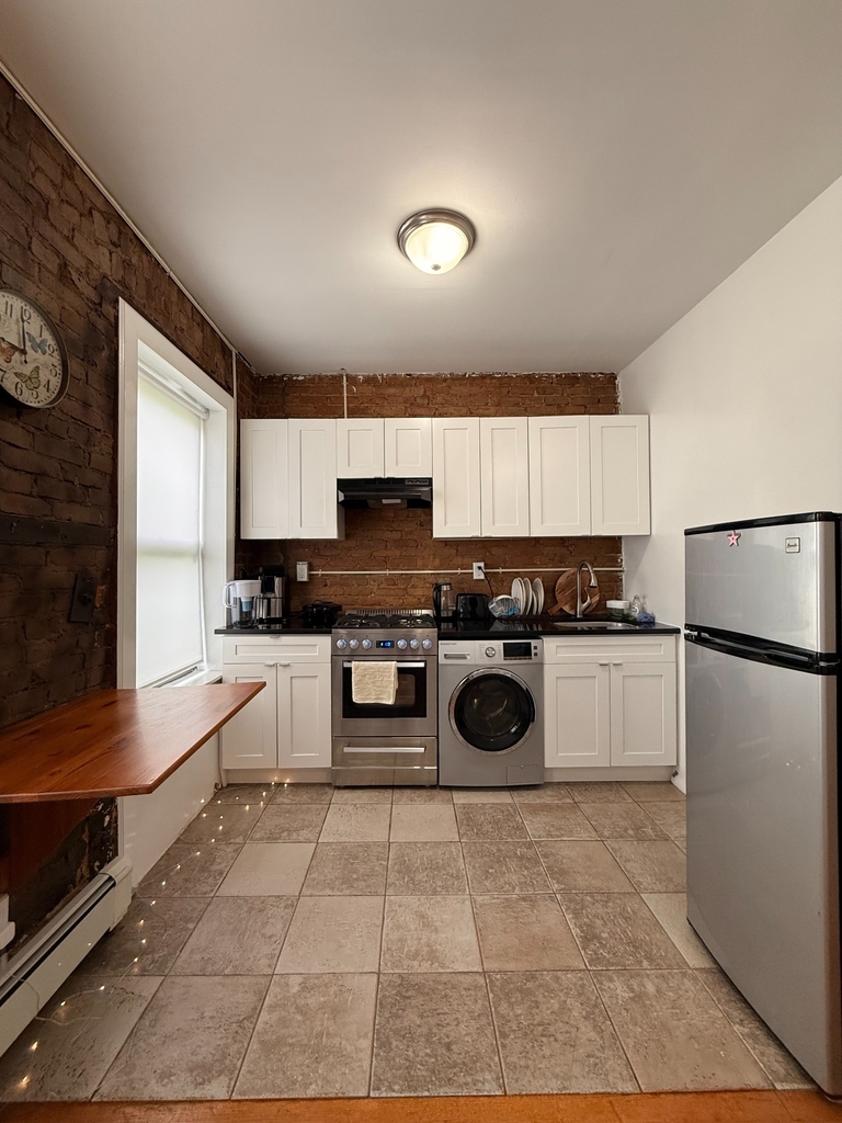 173 East 117th Street - Photo 3