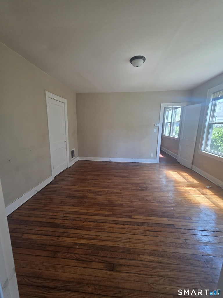 242 Enfield Street - Photo 6
