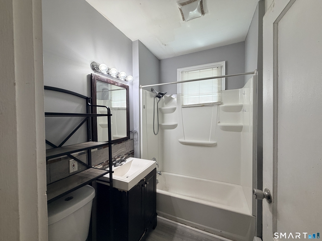 152 Lyons Street - Photo 12
