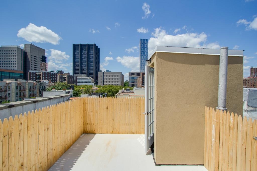 1590 Lexington Avenue  - Photo 0