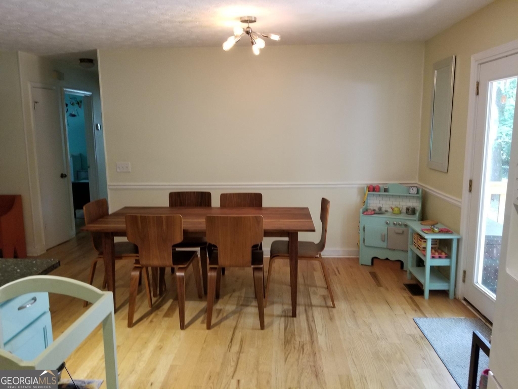 410 Rocky Drive - Photo 3