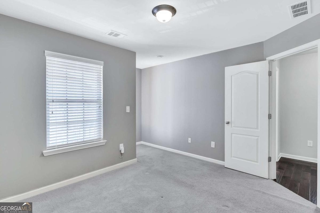 330 Avalon Square - Photo 36