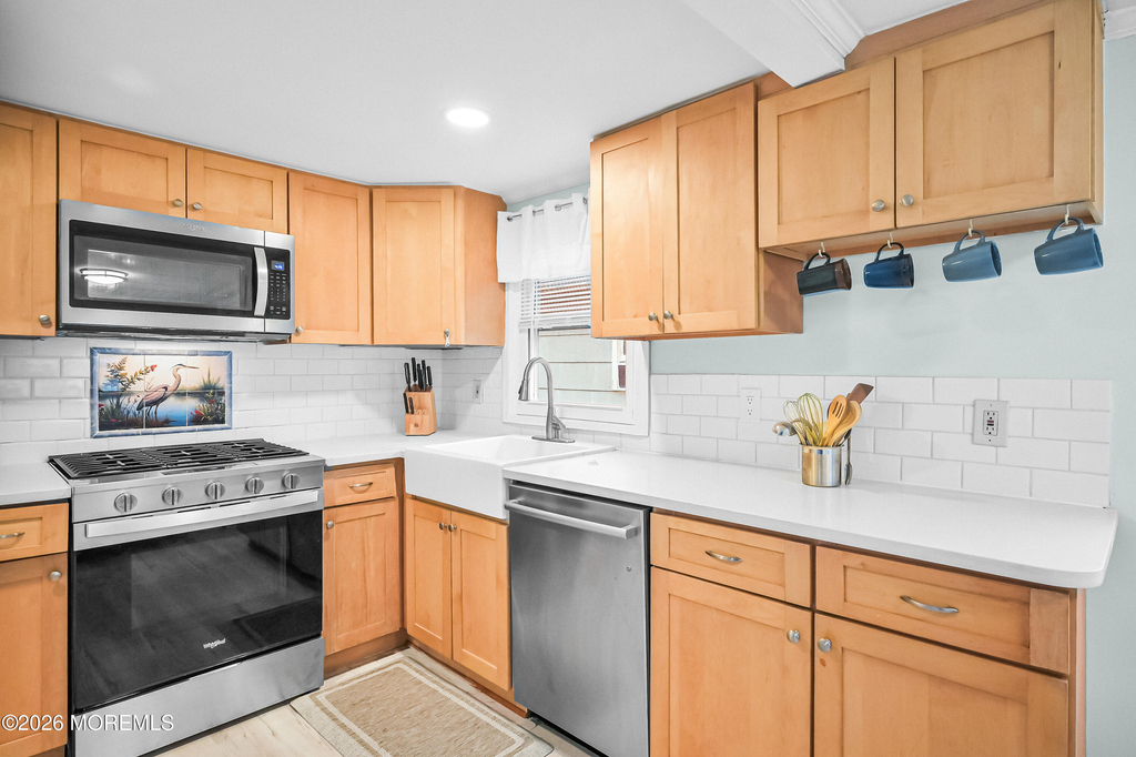 1842 Parkway - Photo 9