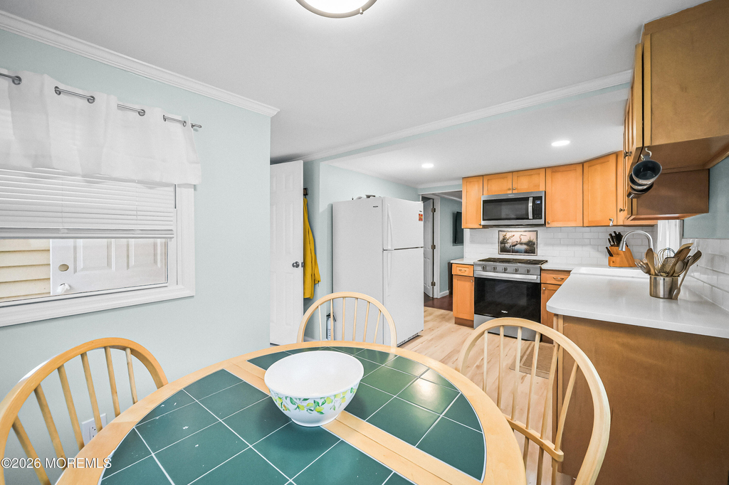 1842 Parkway - Photo 11