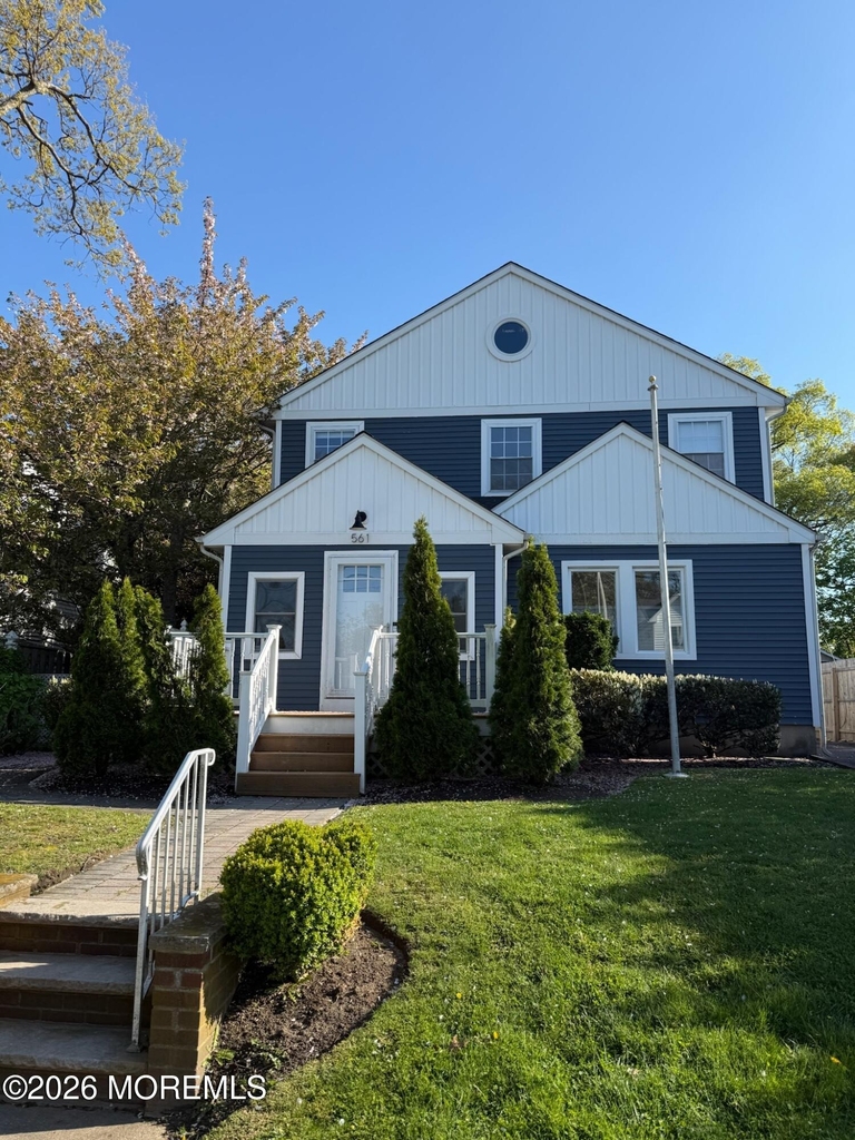 561 Monmouth Avenue - Photo 0