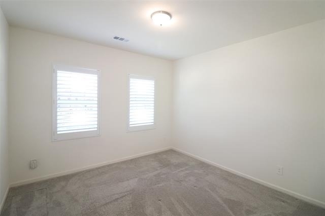 736 Richmond Drive - Photo 4