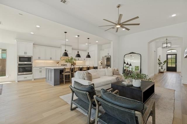 1513 Snapdragon Court - Photo 4