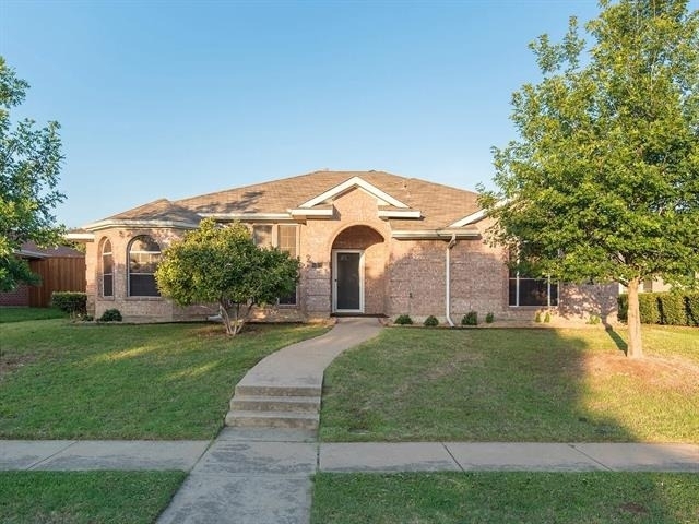 827 Cornell Lane - Photo 0