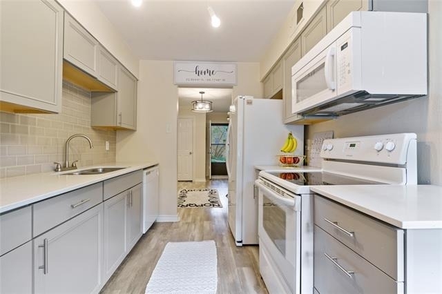7707 Meadow Park Drive - Photo 5