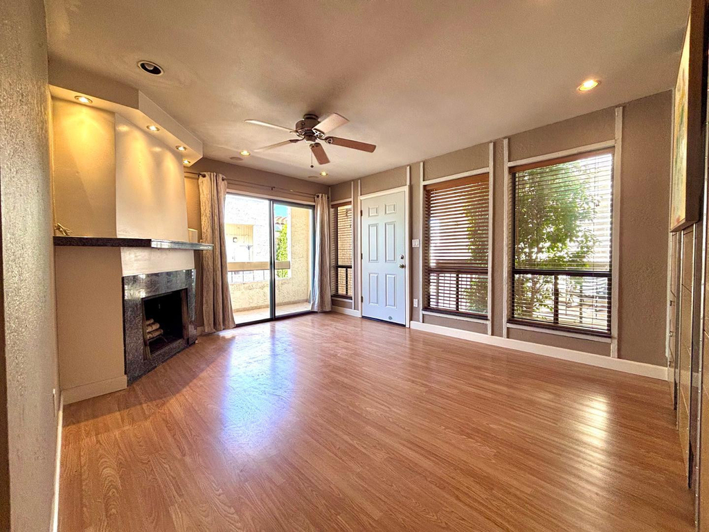 3002 N 70th Street - Photo 4