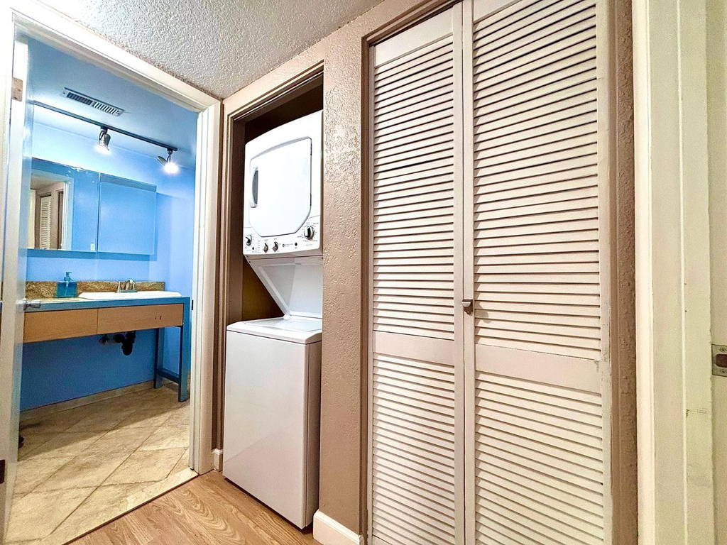 3002 N 70th Street - Photo 7