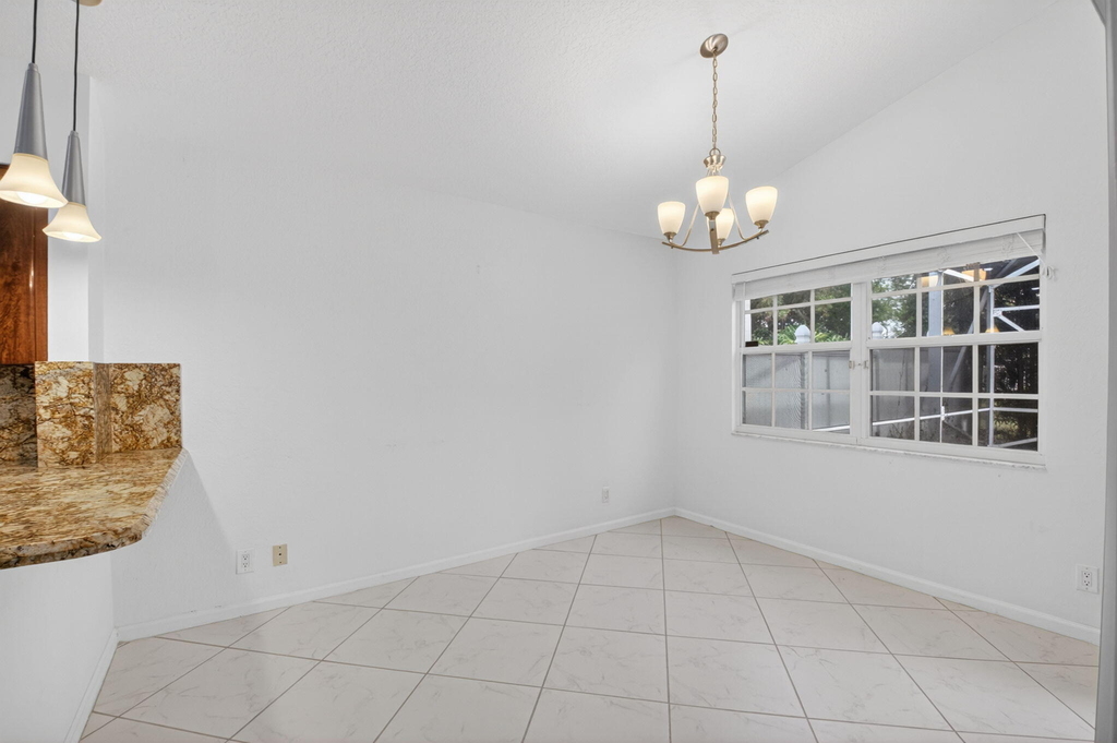 7558 Ironbridge Circle - Photo 6