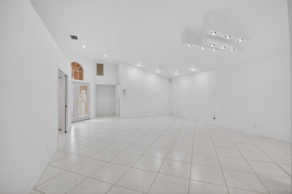7558 Ironbridge Circle - Photo 13
