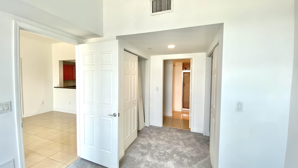 610 Clematis Street - Photo 5
