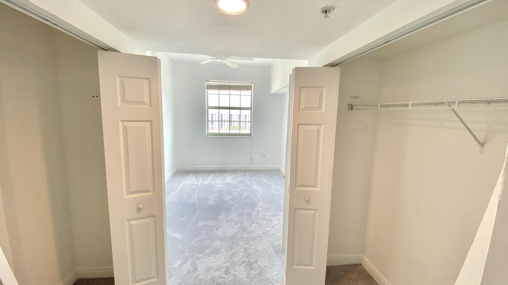 610 Clematis Street - Photo 9