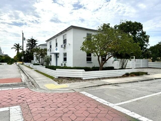 715 2nd Avenue S - Photo 6