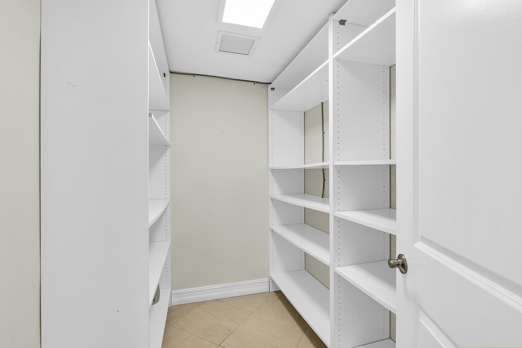 3216 Karen Drive - Photo 6