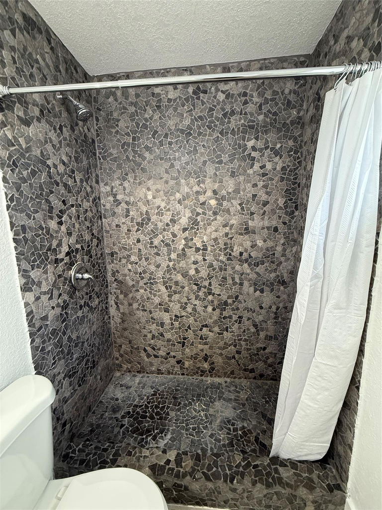 2213 Lincoln Street - Photo 8