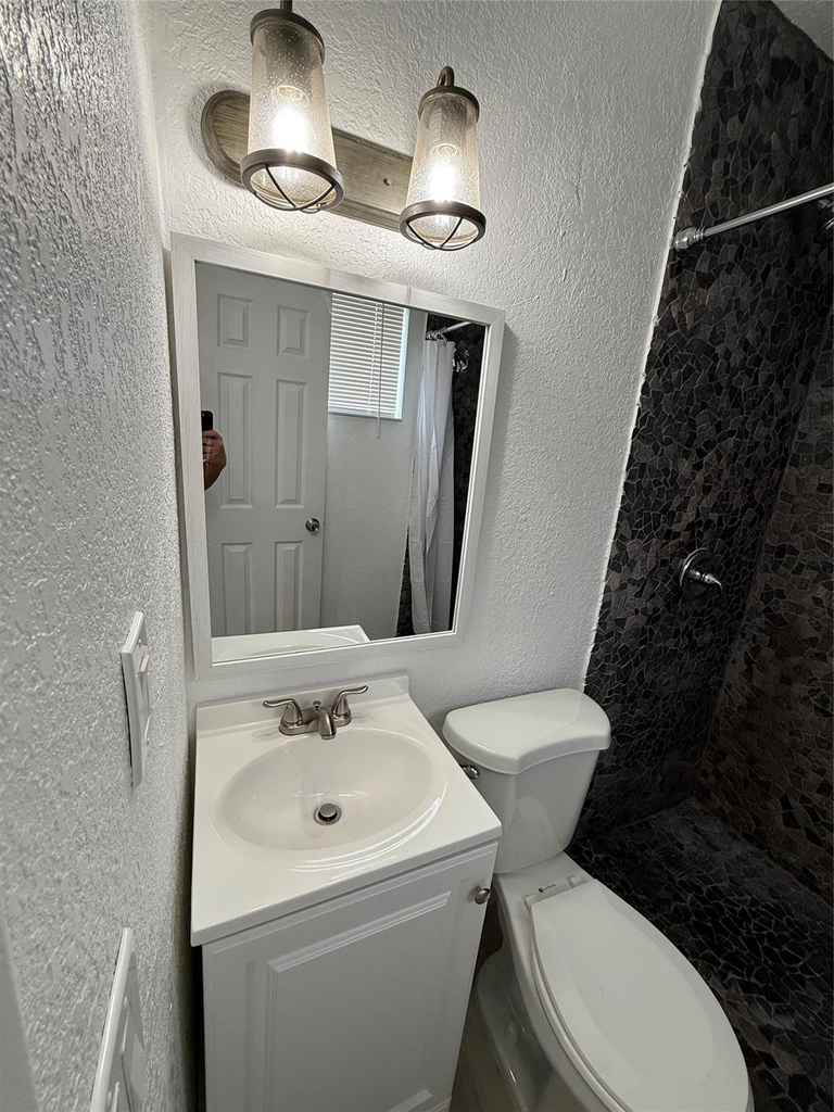 2213 Lincoln Street - Photo 9
