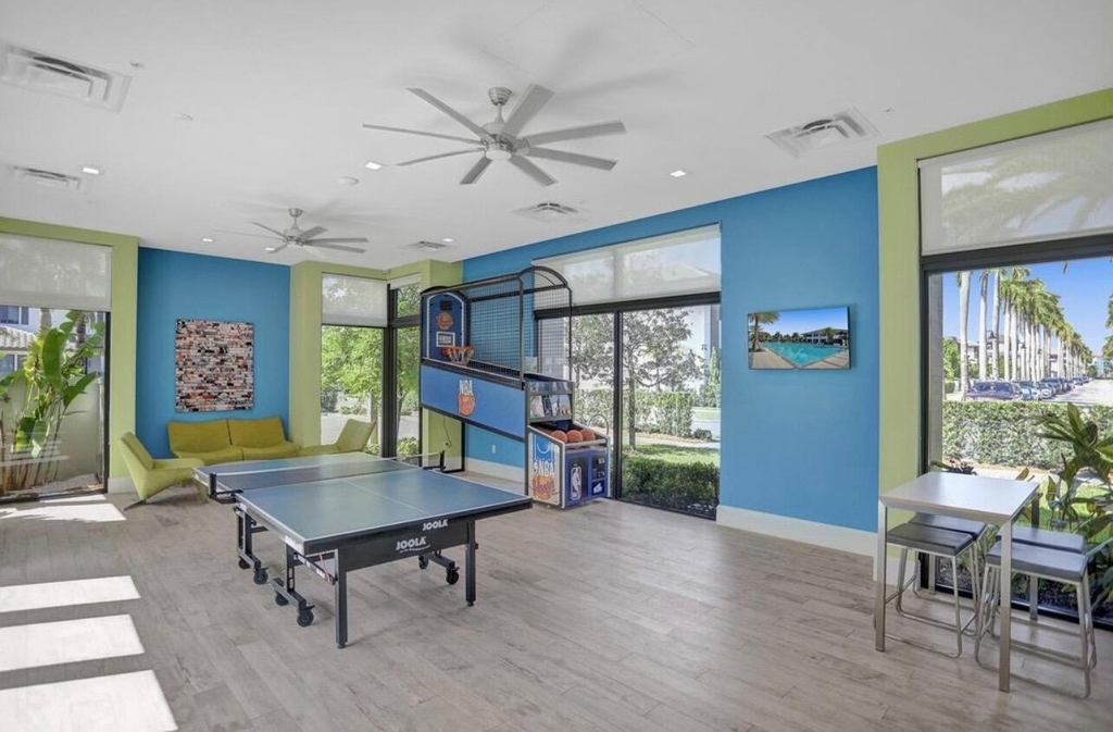 4716 Nw 84th Court - Photo 9