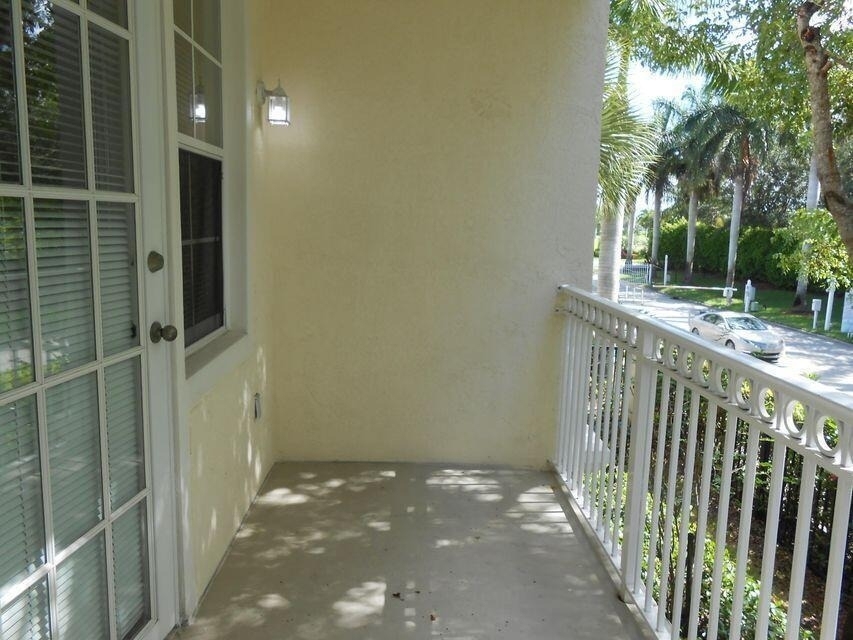 9905 Baywinds Boulevard - Photo 11