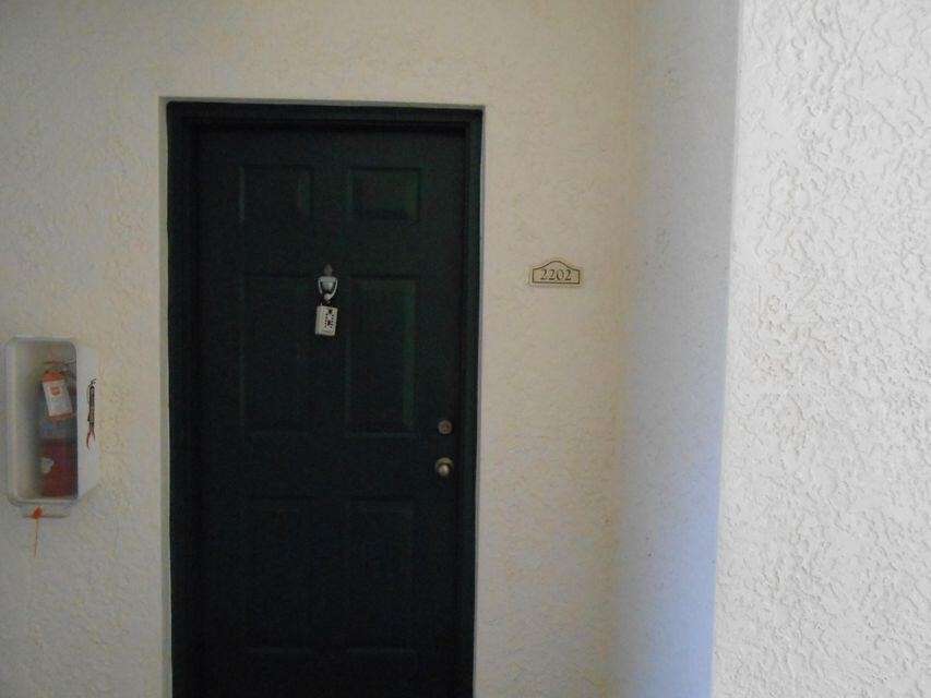 9905 Baywinds Boulevard - Photo 5