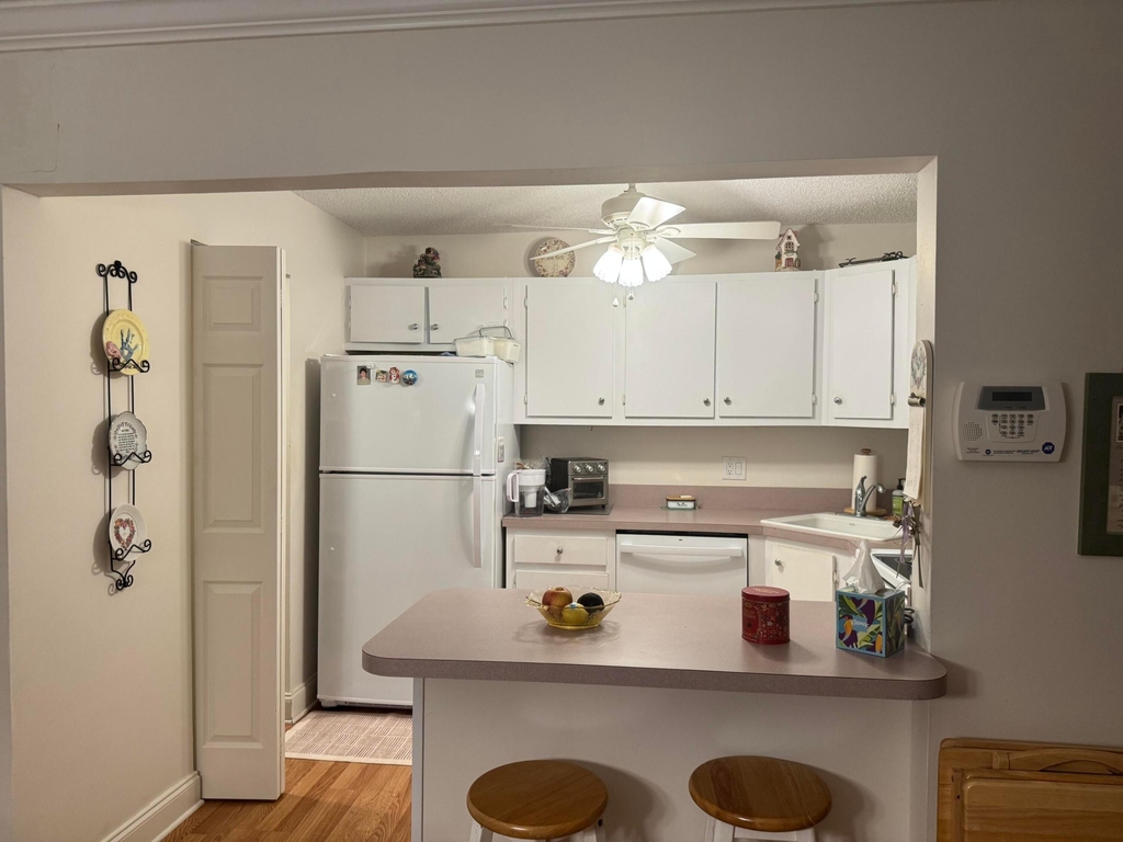417 Pine Glen Lane - Photo 2