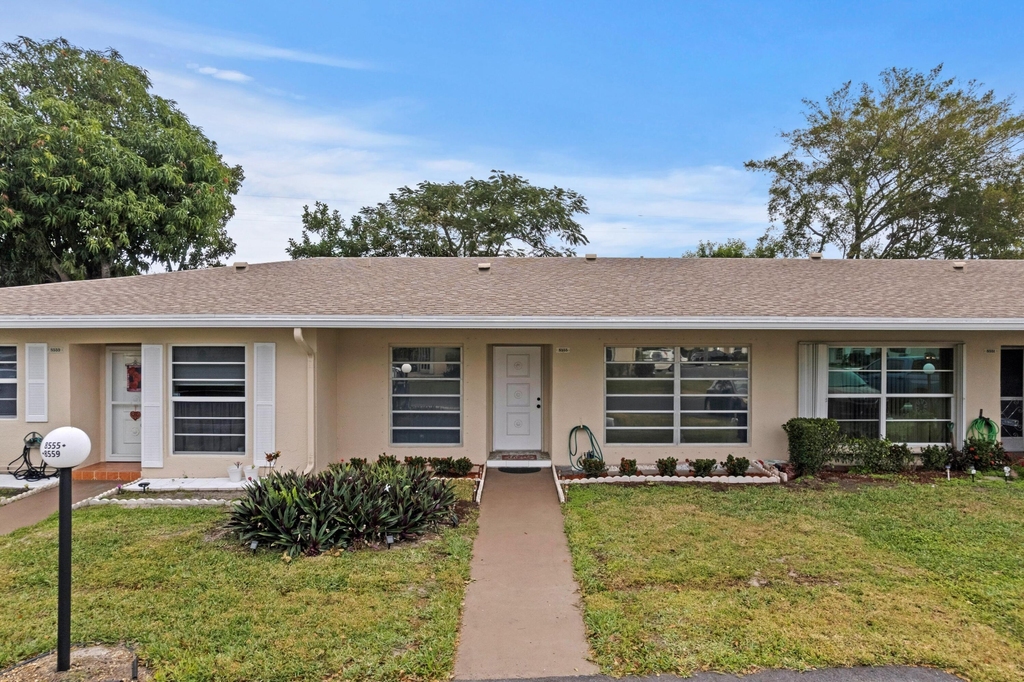 8555 Bella Vista Drive - Photo 16