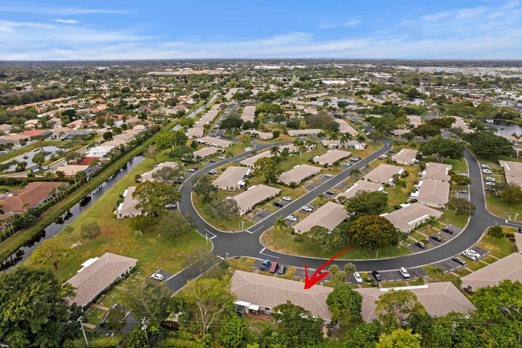 8555 Bella Vista Drive - Photo 2