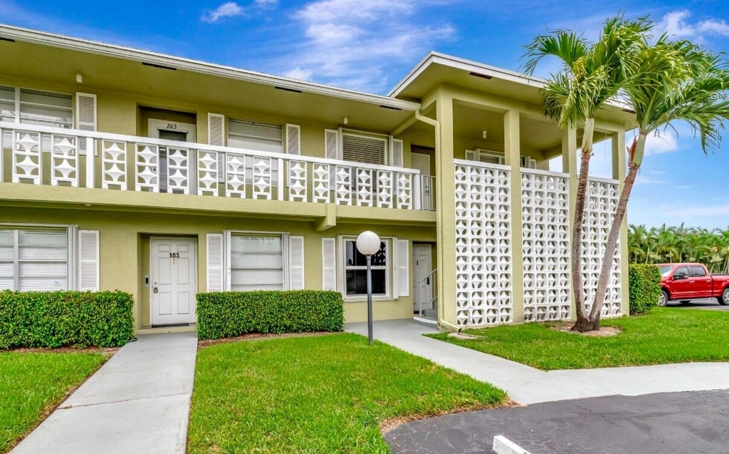 1140 Mahogany Way - Photo 1